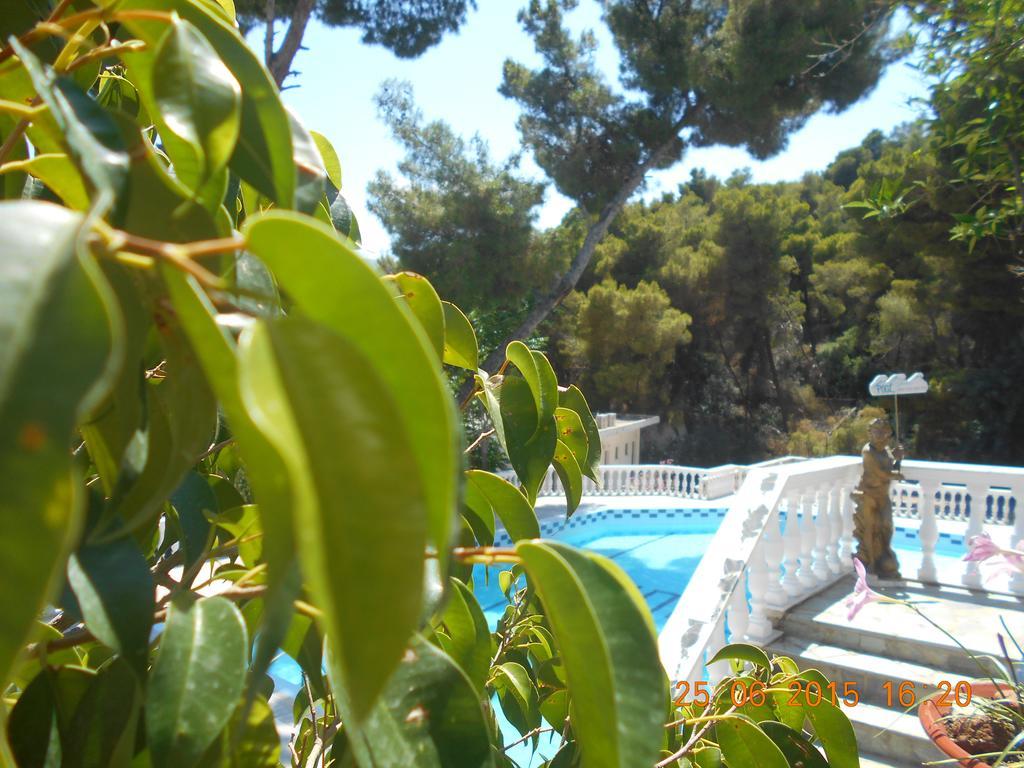Mina Apartments Poros Town Exterior foto