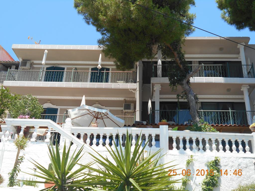 Mina Apartments Poros Town Exterior foto