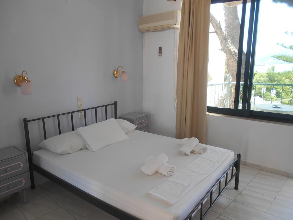 Mina Apartments Poros Town Exterior foto