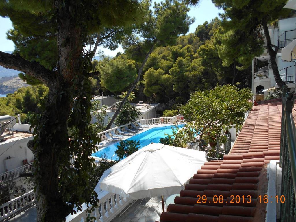 Mina Apartments Poros Town Habitación foto
