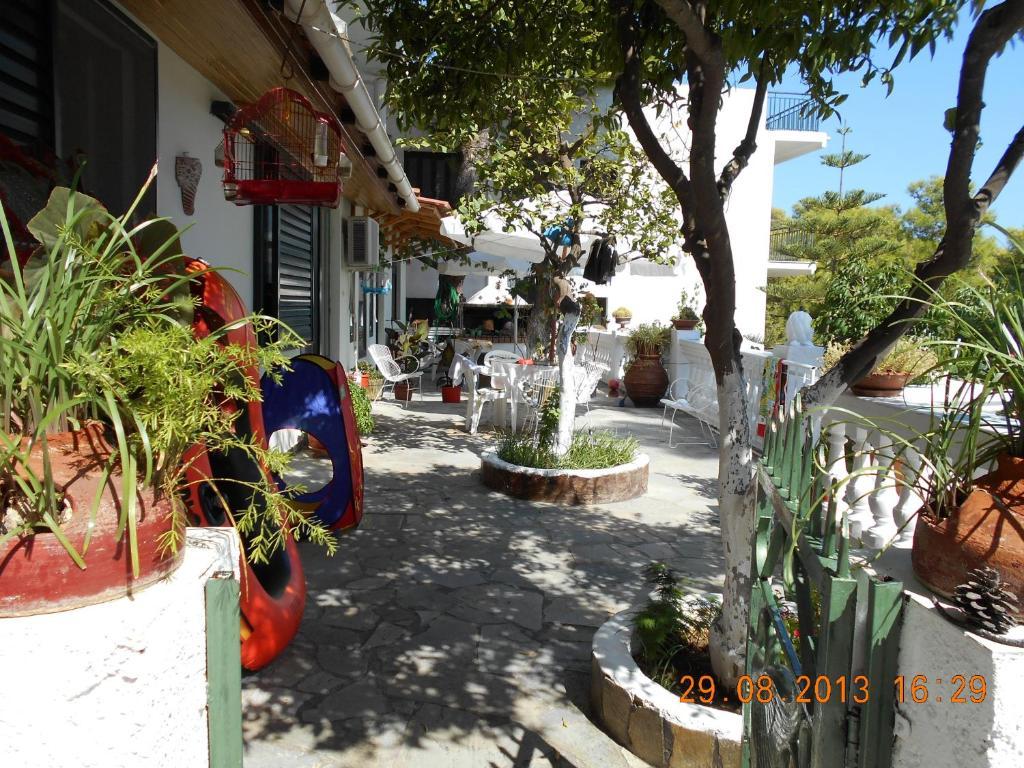 Mina Apartments Poros Town Exterior foto