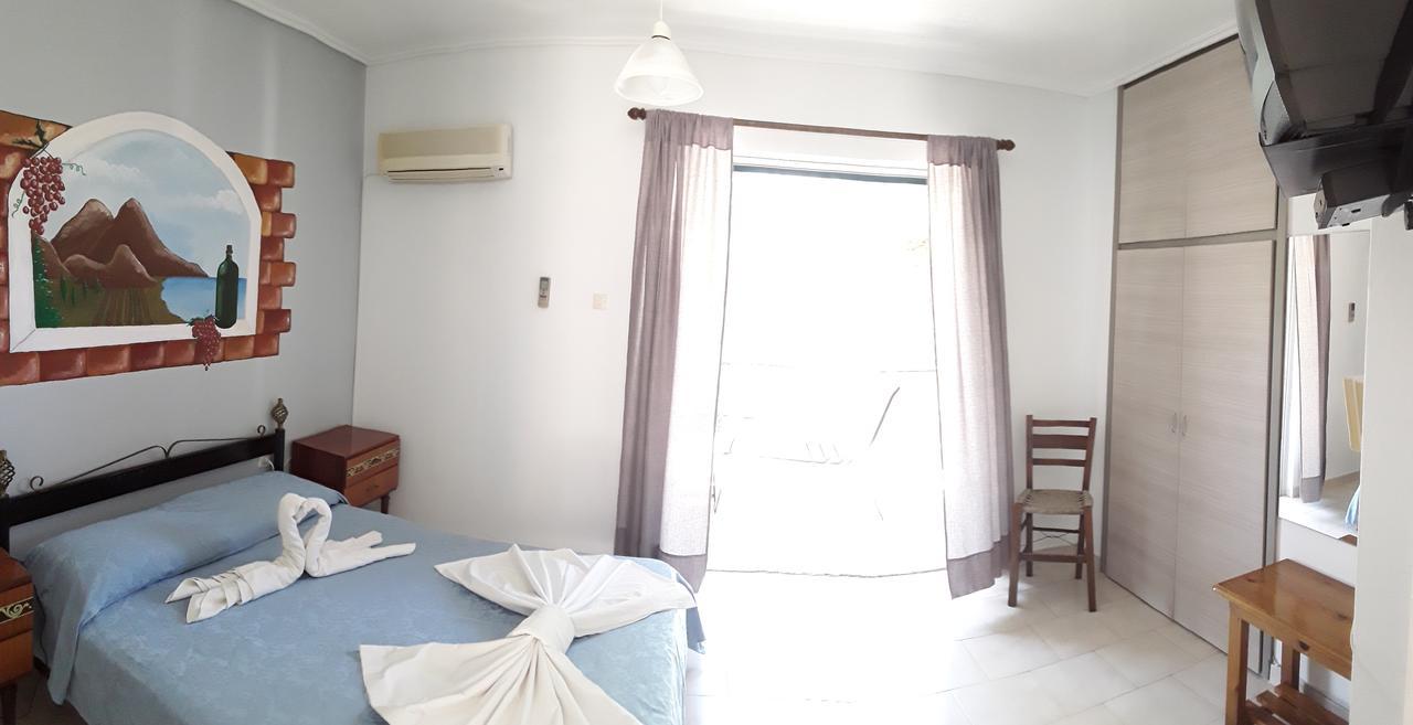Mina Apartments Poros Town Exterior foto