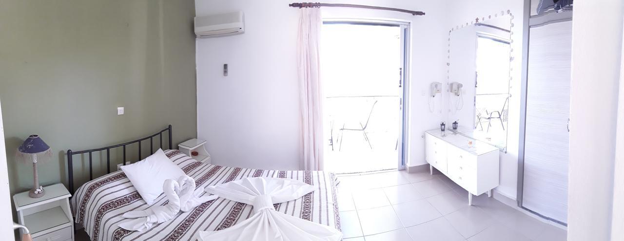 Mina Apartments Poros Town Exterior foto