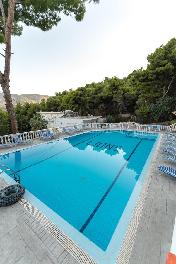 Mina Apartments Poros Town Exterior foto